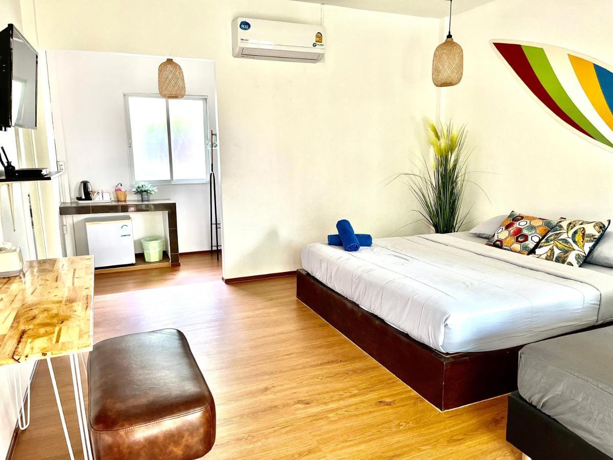 Insook Ko Larn Resort Ngoại thất bức ảnh
