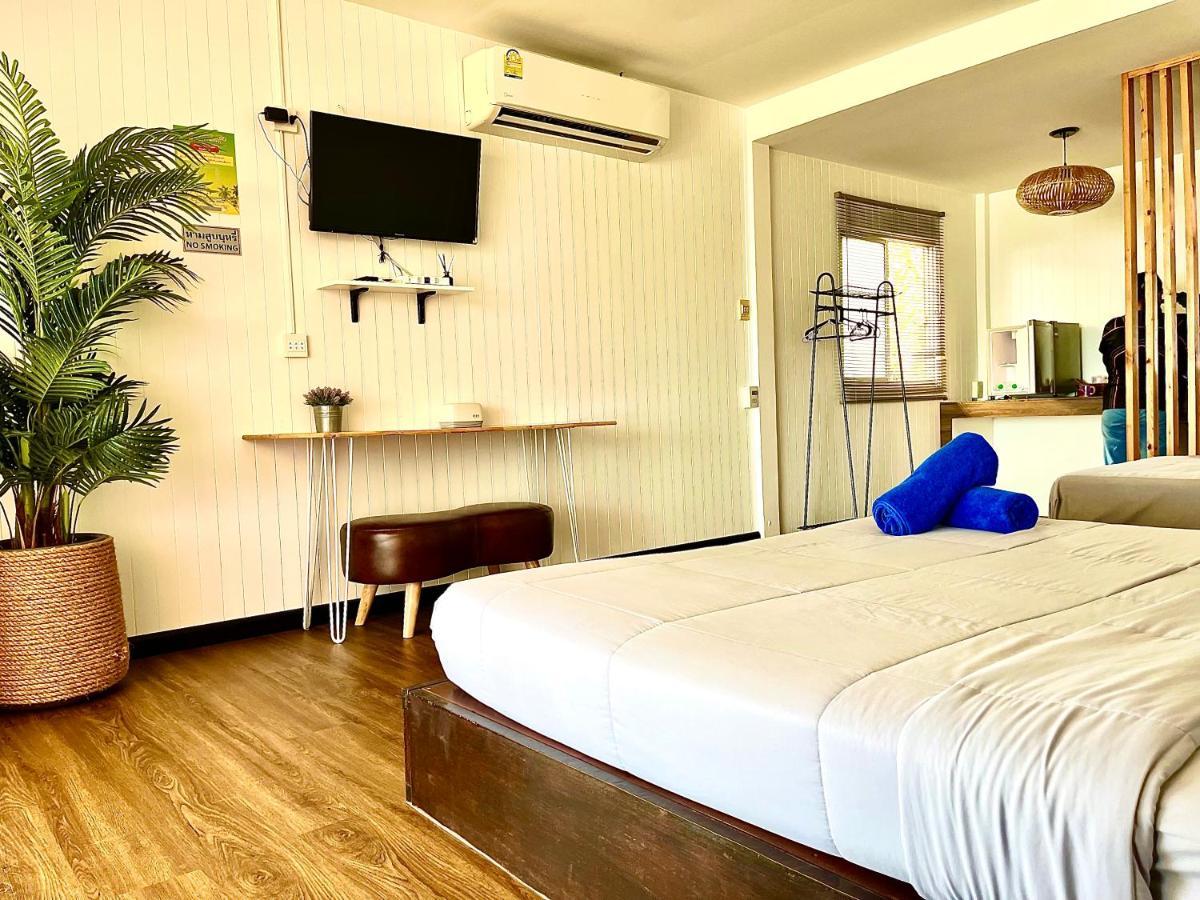 Insook Ko Larn Resort Ngoại thất bức ảnh