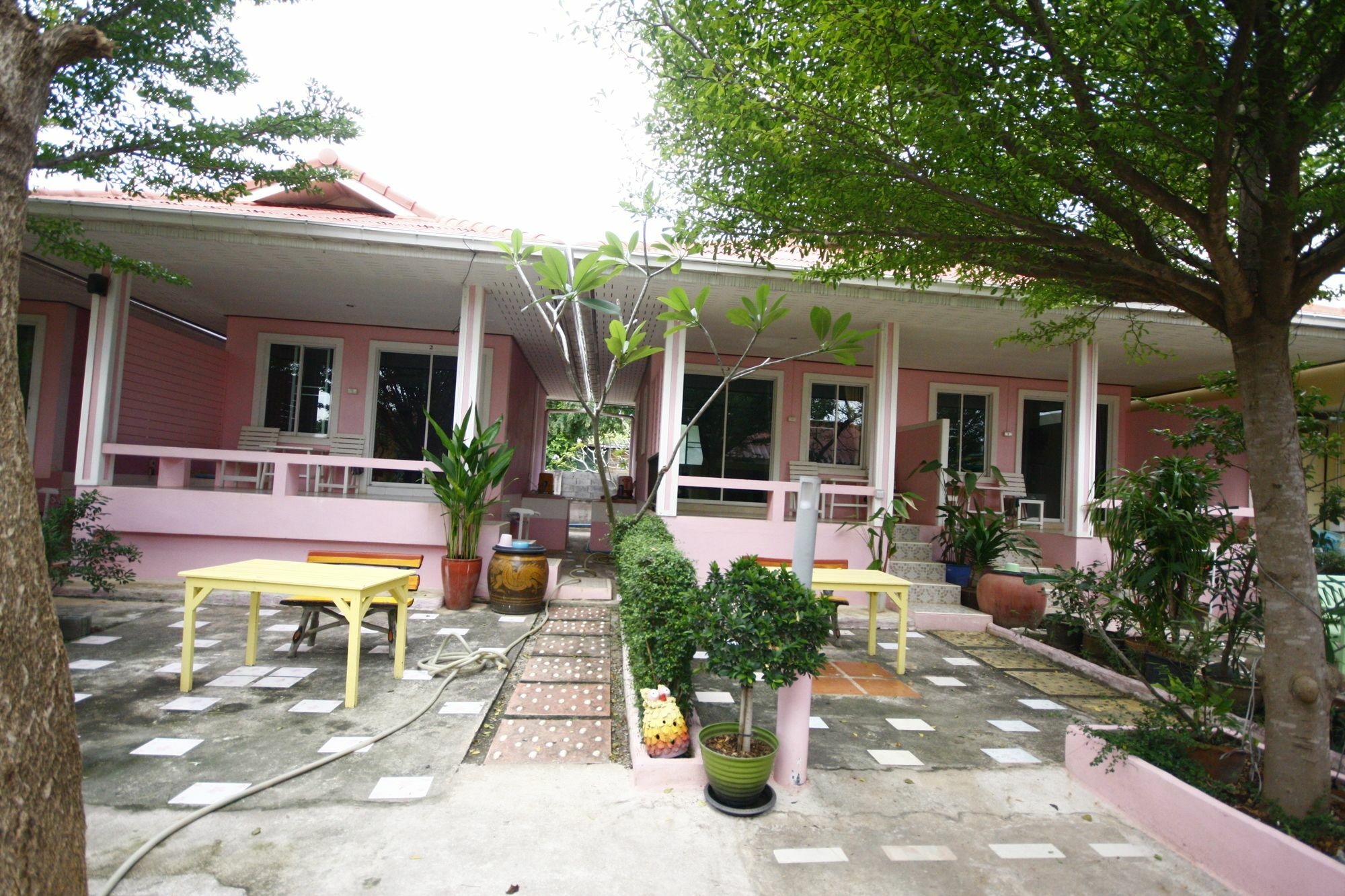 Insook Ko Larn Resort Ngoại thất bức ảnh