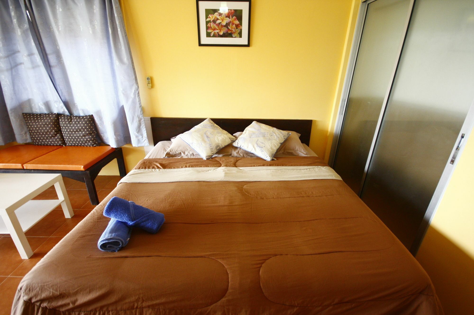 Insook Ko Larn Resort Ngoại thất bức ảnh