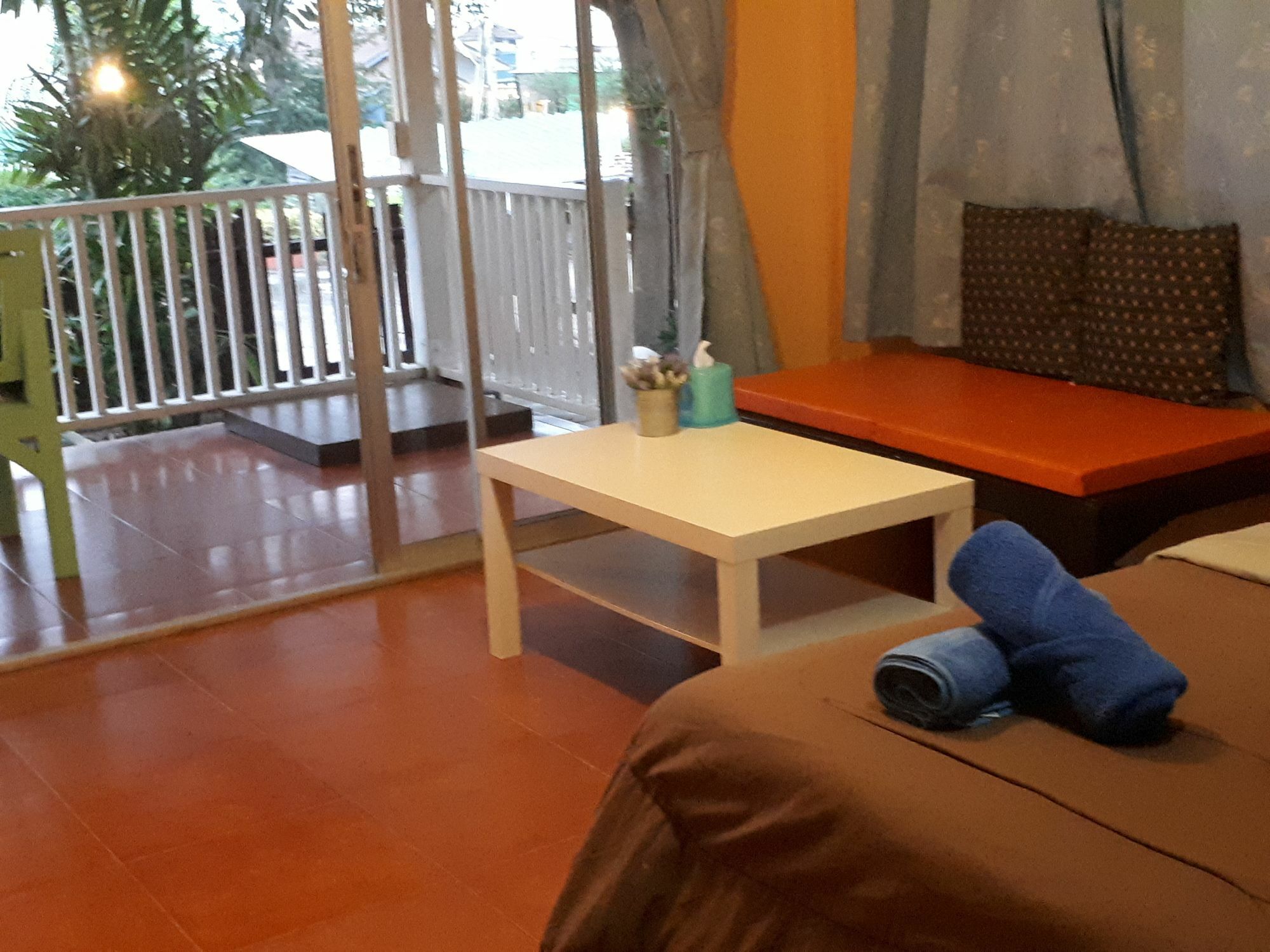 Insook Ko Larn Resort Ngoại thất bức ảnh